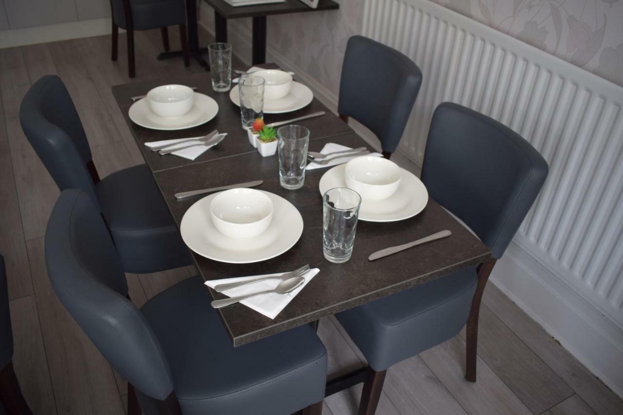 Newbury Hotel Борнмът Екстериор снимка