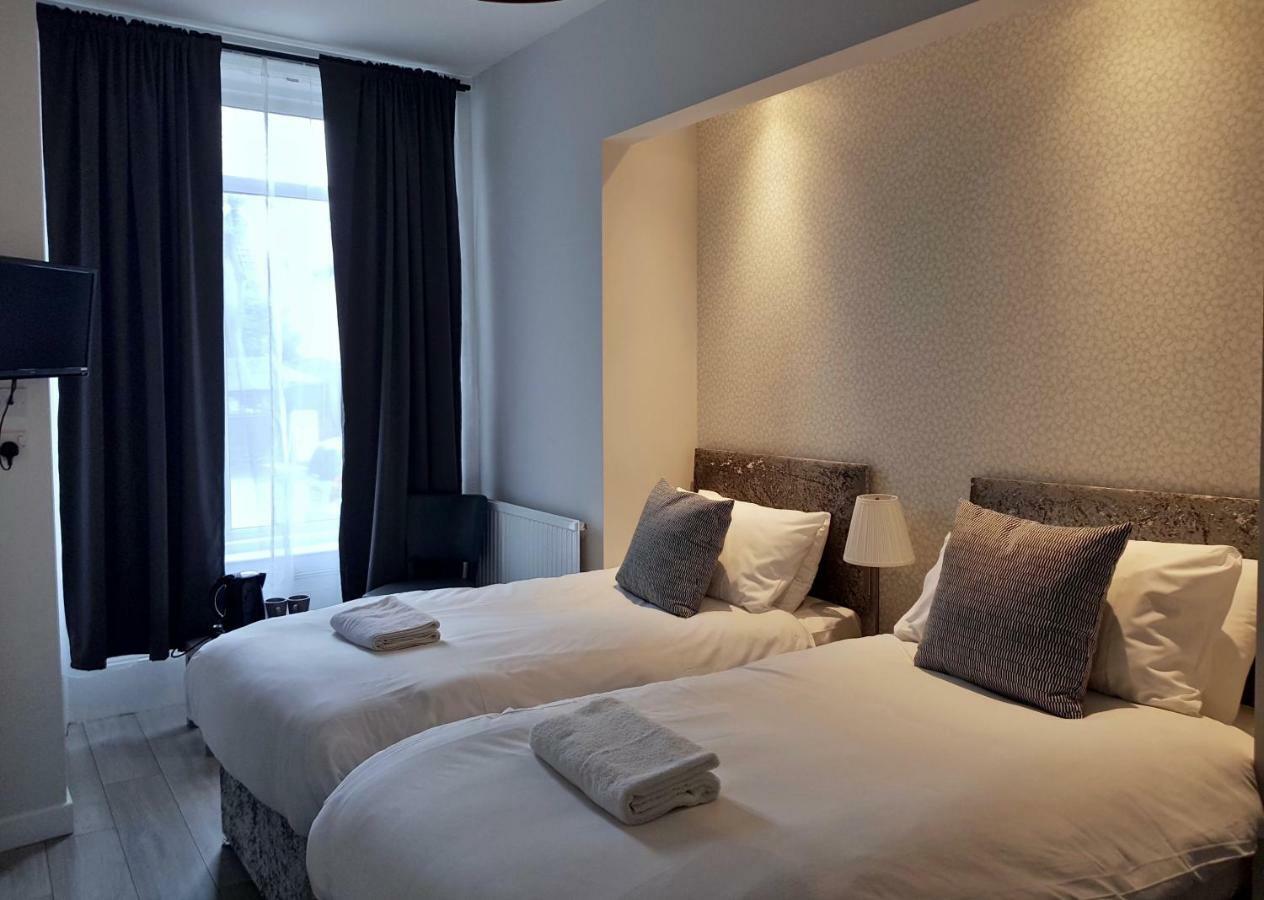 Newbury Hotel Борнмът Екстериор снимка