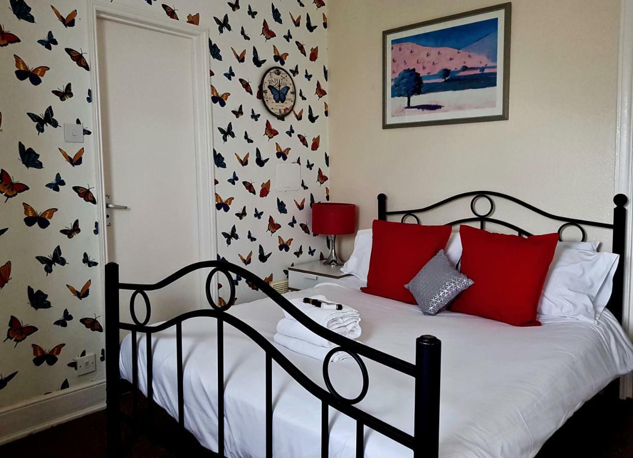 Newbury Hotel Борнмът Екстериор снимка